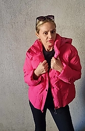 Kapişonlu Pembe Cepli Kadın Mont